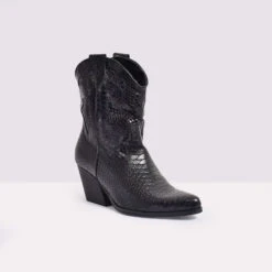 Aldo Coosa 12 Aldo Coosa -Ralph Lauren Store COOSA001001044 3 alt3 sq nt b8b5f5c0 b399 4828 9c80 f19fa7016ff4 sw