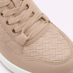 Aldo Asilahan -Ralph Lauren Store asilahan beige 270 002 050 detail sq nt 2018x2018 1eef9f34 4f3c 43dd b524 e934876a960c sw