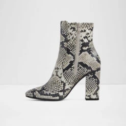 Aldo Aurella 7 Aldo Aurella -Ralph Lauren Store aurella multi 964 002 044 alt1 sq nt 1600x1600 4be88d4b 8d15 4c81 9da5 4c8d890b0fba sw