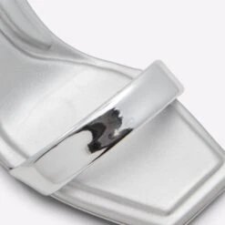 Aldo Aurorai 17 Aldo Aurorai -Ralph Lauren Store aurorai silver 040 002 051 detail sq nt 2018x2018 02e77f5d d2c7 42f5 84c4 e1165982a6c1