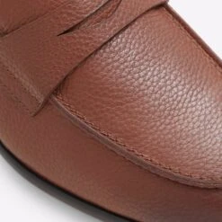 Aldo Bainville -Ralph Lauren Store bainville brown 220 001 034 detail sq nt 2018x2018 d094b6b3 351a 4032 8481 2c1fb1b0e0e4