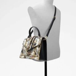 Aldo Baro -Ralph Lauren Store baro multi 970 002 029 alt3 sq nt 1600x1600 c16c95ea 33ba 44f5 8ec8 80a5c7811883 sw