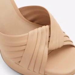 Aldo Bidish -Ralph Lauren Store bidish beige 270 001 043 detail sq nt 2018x2018 c653c736 d57a 4be9 8844 6fb46acfd692