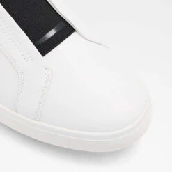 Aldo Boomerang -Ralph Lauren Store boomerang white 100 002 043 alt4 sq nt 1600x1600 3a8aff10 d57a 4461 b54e e60ee8bb6570 sw