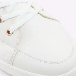 Aldo Brauer -Ralph Lauren Store brauer white 100 002 043 detail sq nt 2018x2018 b4fee630 4b17 4b4a af99 e06aa5f3aab5 sw