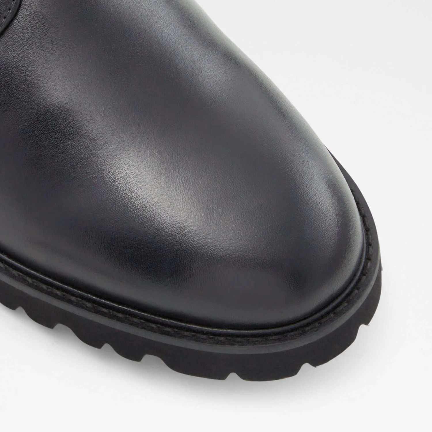 Aldo Broadbridge 6 Aldo Broadbridge - Image 6