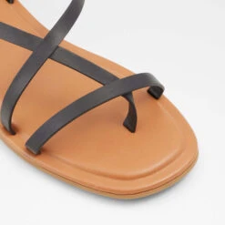 Aldo Broasa -Ralph Lauren Store broasa black 001 002 043 alt4 sq nt 1600x1600 96d4c760 4912 4f33 ac0f cba9b2ef2d38 sw