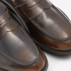 Aldo Bronderw -Ralph Lauren Store bronderw brown 200 001 043 detail sq nt 2018x2018 03e65be8 a7c0 4529 ab6a 46d89d5f9939