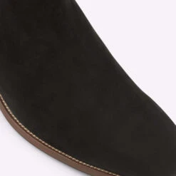 Aldo Bruchsalflex -Ralph Lauren Store bruchsalflex black 001 001 031 detail sq nt 2018x2018 d1577ff9 e33b 472b 9338 2bdb8c49919b sw