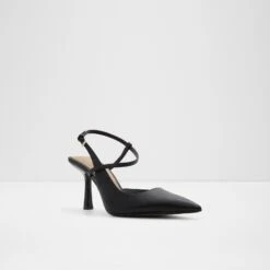 Aldo Brunette -Ralph Lauren Store brunette black 001 001 043 alt3 sq nt 1600x1600 60b3c1fe 9255 4299 a2f3 2bd8ff078aa1