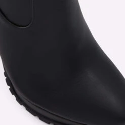 Aldo Cadeisa -Ralph Lauren Store cadeisa black 001 002 043 detail sq nt 2018x2018 e9ac9f31 ccb1 422d 836d 4417f2d1baff sw