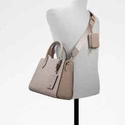 Aldo Cadoanad -Ralph Lauren Store cadoanad beige 251 002 043 alt3 sq nt 1600x1600 487b1439 145e 4938 9a42 21a7b7a607f8 sw