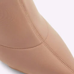 Aldo Cadorehan -Ralph Lauren Store cadorehan beige 270 003 030 detail sq nt 2018x2018 ea0d8707 8d0a 487b 8af5 c7fb1b02e125 sw