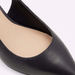 Aldo Carabedar -Ralph Lauren Store carabedar black 001 001 043 detail sq nt 2018x2018 71f4d2a1 c39d 4e52 9615 1a1aa3157d42 sw