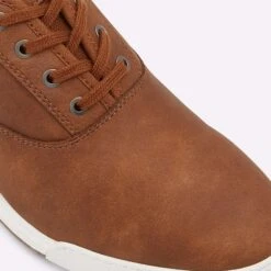 Aldo Carluke 13 Aldo Carluke -Ralph Lauren Store carluke brown 220 002 043 detail sq nt 2018x2018 8f3e035c c26c 4692 95af cb7ea1e4e37d sw