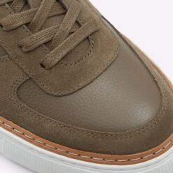 Aldo Checkers -Ralph Lauren Store checkers grey 022 001 043 detail sq nt 2018x2018 e68008c7 ac4f 47d8 8211 c19daac14ebd sw