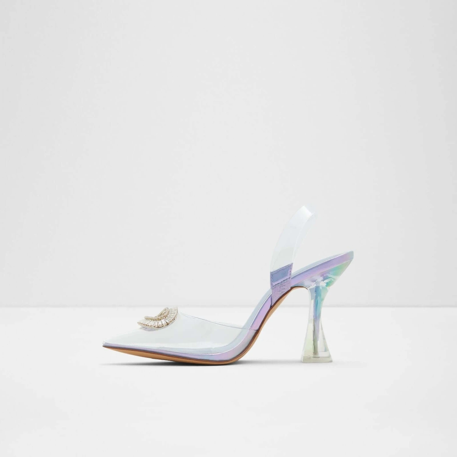 Aldo Cheers 4 Aldo Cheers - Image 4