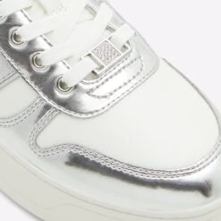 Aldo Clubhouse 15 Aldo Clubhouse -Ralph Lauren Store clubhouse l silver 042 002 029 detail sq nt 2018x2018 9a89842b 7cfe 4725 b5ee 1870e7913879
