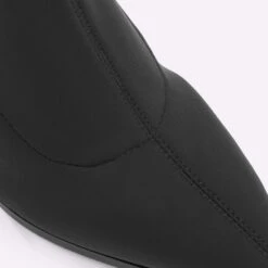 Aldo Cohaldan -Ralph Lauren Store cohaldan black 001 003 030 detail sq nt 2018x2018 e7364de0 a95c 44ee b3cb b02f765048f7 sw