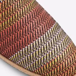 Aldo Comodo 15 Aldo Comodo -Ralph Lauren Store comodo black 001 002 050 detail sq nt 2018x2018 97fa8f57 03f4 41ea bfb4 0b26b6a39df3