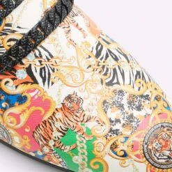 Aldo Connery -Ralph Lauren Store connery multi 968 002 038 detail sq nt 2018x2018 a4b2c142 35af 4ecd aeb6 0eeb8346ae46 sw