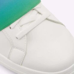 Aldo Coppio -Ralph Lauren Store coppio white 112 002 043 detail sq nt 2018x2018 32763aa1 f770 4c46 af21 7bdfa7de1ad2 sw