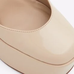Aldo Craybaen 15 Aldo Craybaen -Ralph Lauren Store craybaen beige 270 002 033 detail sq nt 2018x2018 274748e9 7708 4967 affd 76624f7413aa
