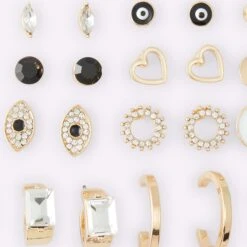 Aldo Creindra -Ralph Lauren Store creindra multi 970 detail sq nt 2018x2018 cbe03d24 51d8 4fd6 b183 927ec898f9b6 sw