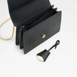 Aldo Criwiel -Ralph Lauren Store criwiel black 001 002 009 alt2 sq nt 1600x1600 5df8a58b 8bf2 4ed2 a4de 5252115657c5 sw