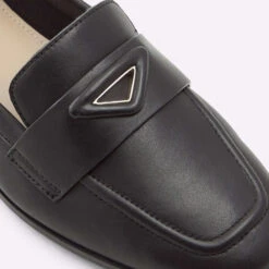 Aldo Dallentariel -Ralph Lauren Store dallentariel black 001 001 043 detail sq nt 2018x2018 db1fbd37 0e02 422c 8a4e eb114dc427f3 sw