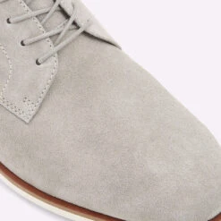 Aldo Dautovo -Ralph Lauren Store dautovo grey 020 001 046 detail sq nt 2018x2018 86fe4de3 7012 4f3e 899e 96b2136c8b1e sw