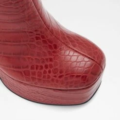 Aldo Delarathien -Ralph Lauren Store delarathien red 600 002 004 alt4 sq nt 1600x1600 c67e6709 eafd 492c 9ea4 61894cd0e8ef sw