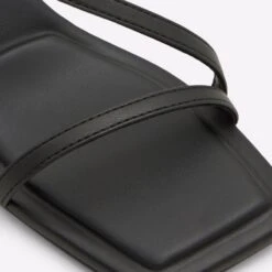 Aldo Devina -Ralph Lauren Store devina black 007 002 043 detail sq nt 2018x2018 4e3f1df8 d261 4442 95c0 5549ef4086c9