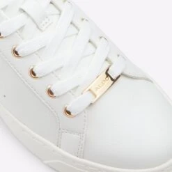 Aldo Dilathielle -Ralph Lauren Store dilathielle white 100 002 043 detail sq nt 2018x2018 353bd408 72a0 45b8 b1fd d3f69b029773