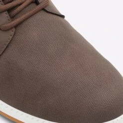 Aldo Dinbren -Ralph Lauren Store dinbren brown 200 002 008 detail sq nt 2018x2018 516778c9 488c 438a 9ad4 e28e672834da