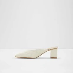 Aldo Drenna 11 Aldo Drenna -Ralph Lauren Store drenna white 110 001 039 alt2 sq nt 1600x1600 ce785fb6 444c 4e14 a87b 5dcd39982a0e sw