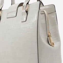 Aldo Dulin 11 Aldo Dulin -Ralph Lauren Store dulin beige 270 002 043 detail sq nt 2018x2018 6f35cab4 d3bb 44b8 8308 142c8100585a