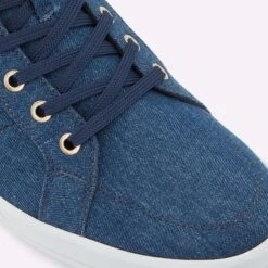 Aldo Edywien -Ralph Lauren Store edywien blue 420 003 005 detail sq nt 2018x2018 05f19327 255d 4c66 96d2 253665f4a6b8 sw