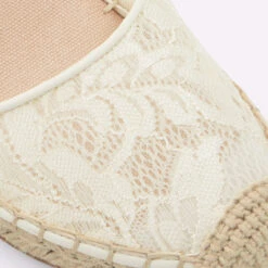 Aldo Efemina -Ralph Lauren Store efemina white 100 003 018 detail sq nt 2018x2018 fedf16df 5fdc 4577 b63c 75b94db2f3e0 sw