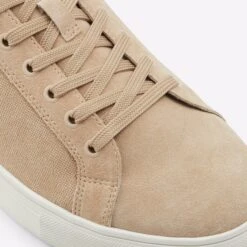 Aldo TIAVEN 17 Aldo TIAVEN -Ralph Lauren Store eisingen beige 271 001 046 detail sq nt 2018x2018 4d84ac0b a728 411b 8fcb 96b9a7a914c0