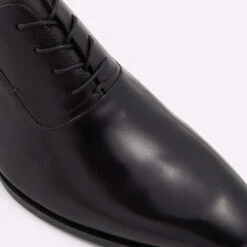 Aldo Elaerien -Ralph Lauren Store elaerien black 001 001 043 detail sq nt 2018x2018 a454a43c f8d6 4333 b4b6 78ba81094426 sw