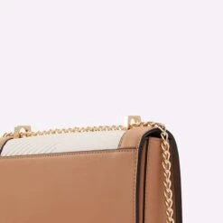 Aldo Eronak 11 Aldo Eronak -Ralph Lauren Store eronak beige 261 002 039 detail sq nt 2018x2018 d1a0edf4 dae5 488a b5cd c276fbca4c25 sw