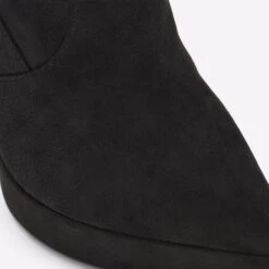 Aldo Eruol -Ralph Lauren Store eruol black 007 003 027 detail sq nt 2018x2018 5ac5cfab 3820 417b 82d4 49404d89a353