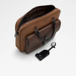 Aldo Etyt -Ralph Lauren Store etyt brown 201 002 043 alt2 sq nt 1600x1600 cbeb52de fa09 408a 973f d1501215d54f