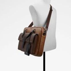 Aldo Etyt -Ralph Lauren Store etyt brown 201 002 043 alt3 sq nt 1600x1600 db726842 9616 48b8 af20 825f75535387