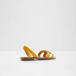 Aldo Fandra 12 Aldo Fandra -Ralph Lauren Store fandra yellow 700 001 043 alt1 sq nt 1600x1600 fb54ab81 8912 4676 b216 e8474602f511 sw