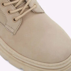 Aldo Field 15 Aldo Field -Ralph Lauren Store field beige 271 001 031 detail sq nt 2018x2018 873fa475 0bfa 42e2 a459 ea4e77a1f875 sw