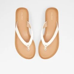 Aldo Galalelian -Ralph Lauren Store galalelian white 100 002 043 alt5 sq nt 1600x1600 a4b20448 4b40 4a52 a0c2 c920e3d6074d