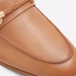 Aldo Gento -Ralph Lauren Store gento brown 230 001 043 detail sq nt 2018x2018 74eb2aed 8049 45d1 97fe aac3f49dd443