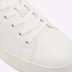 Aldo Gladly -Ralph Lauren Store gladly white 100 002 044 detail sq nt 2018x2018 47b6f91b e135 4508 be88 d711635b2f69